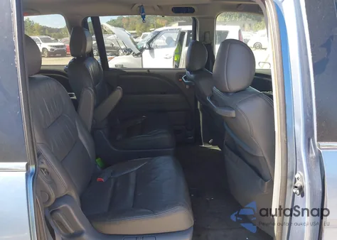 2005 Honda Odyssey Ex-L from USA, damaged, VIN 5FNRL38605B059244